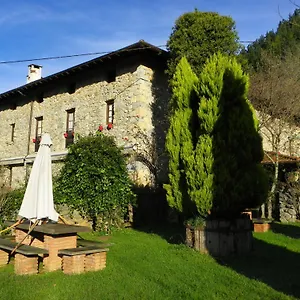 Pensión Izarre, Régil